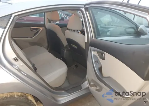 2014 Hyundai Elantra Se z USA, uszkodzony, nr VIN KMHDH4AE7EU028059